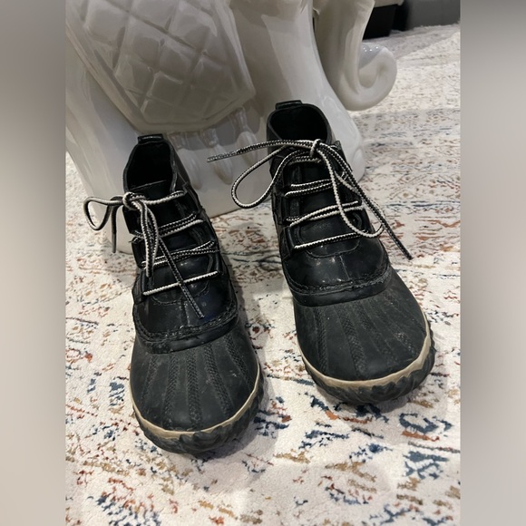 SOREL OUT AND ABOUT WOMEN’s boot aim size 36 - Picture 1 of 4